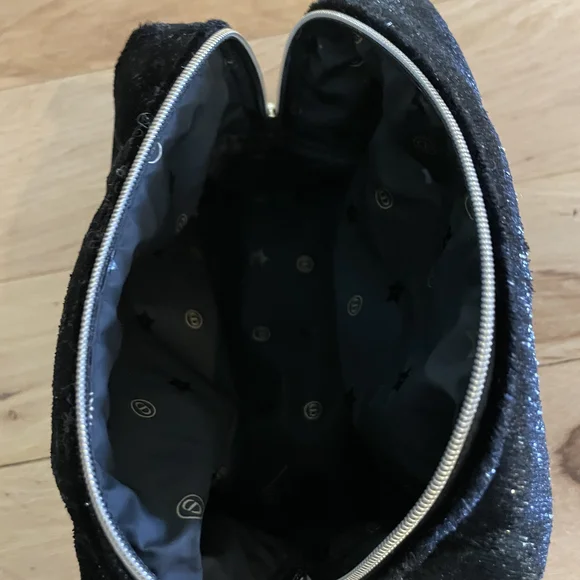 Christian Dior Black Shimmer Cosmetic Pouch CD Logo Star Zipper New - Picture 5 of 5